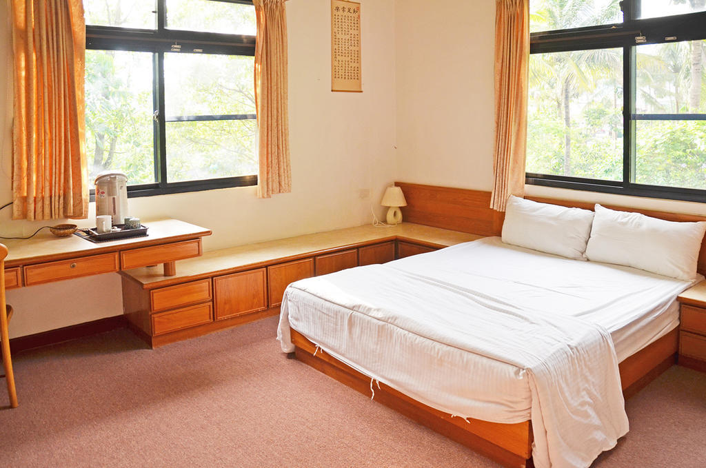 Kaohsiung Meinong Rabbit Paul Homestay B&B Mei-nung Стая снимка